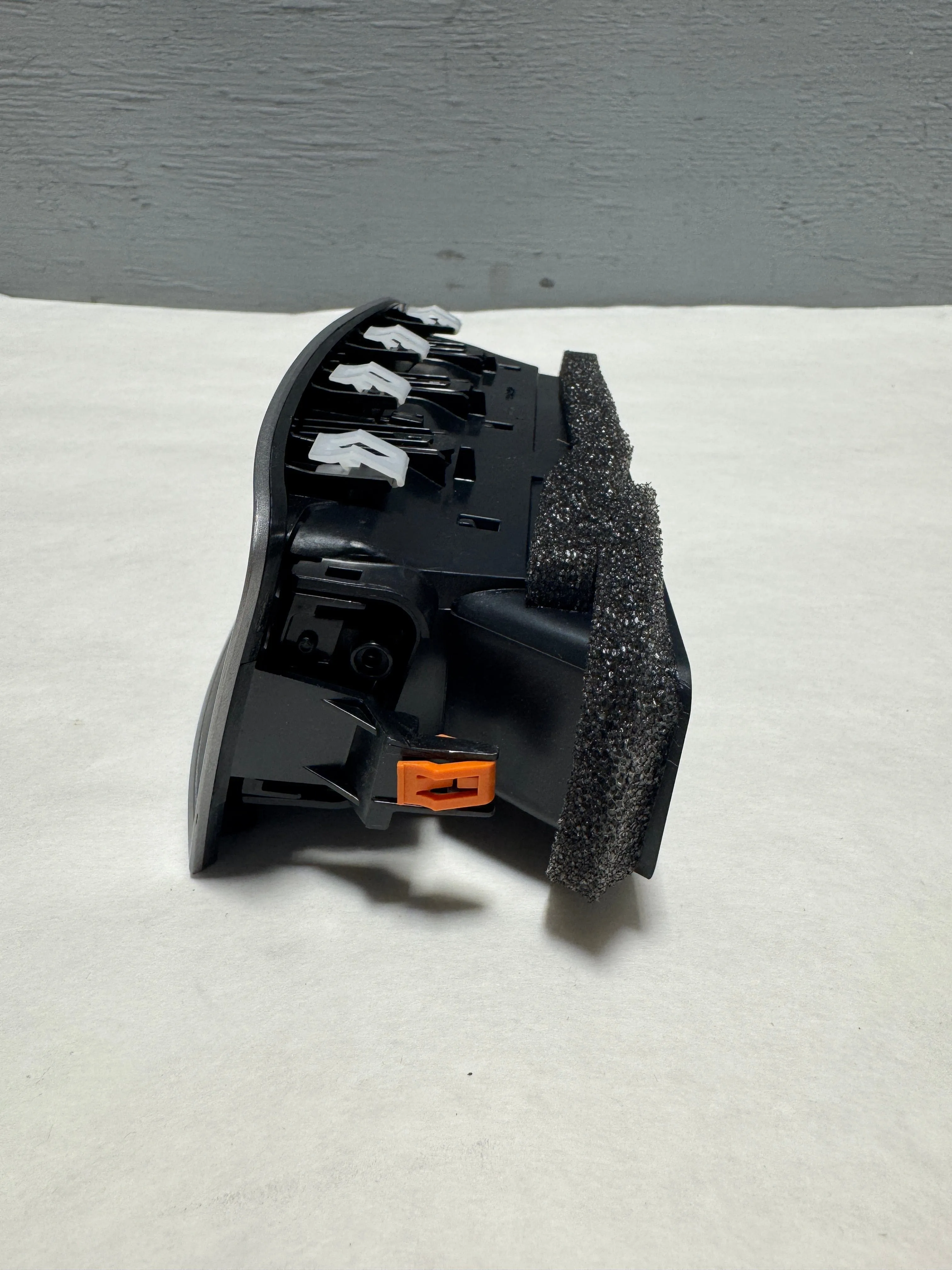 2015-2024 Ford Edge Driver Side Center Dashboard Air Vent Louvre Twilight Color OEM