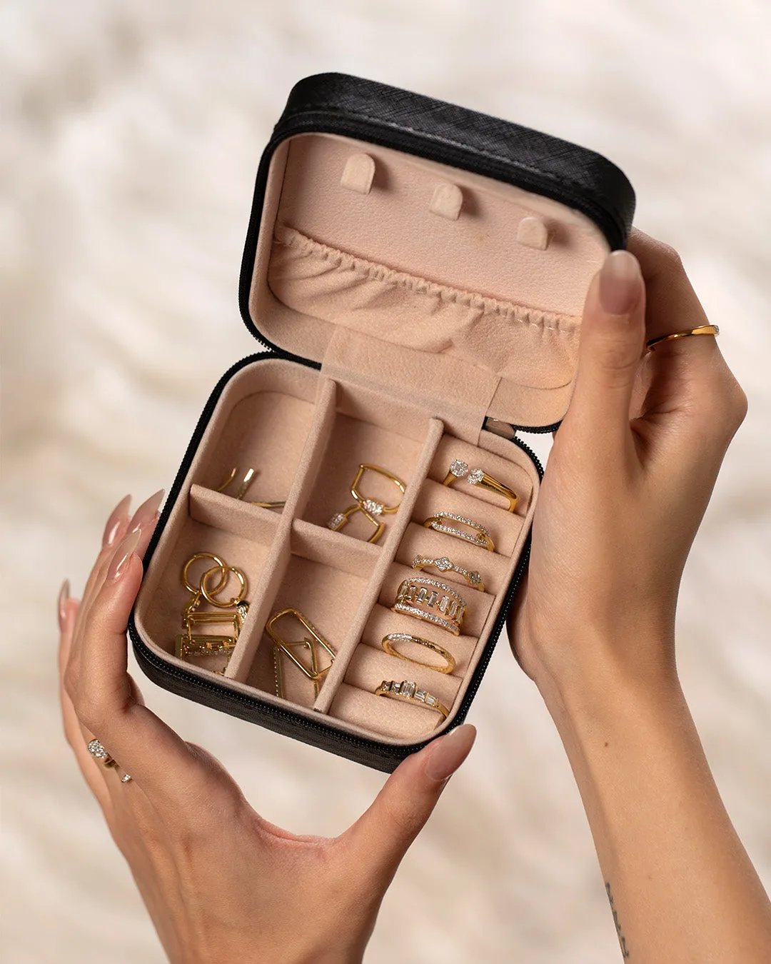 Black Faux Jewelry Case