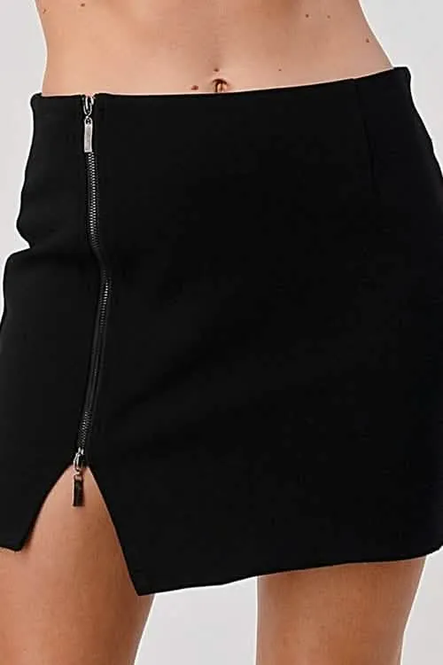 Chic High-Waisted Zip-Detail Mini Skirt for Bold Fashion Statements