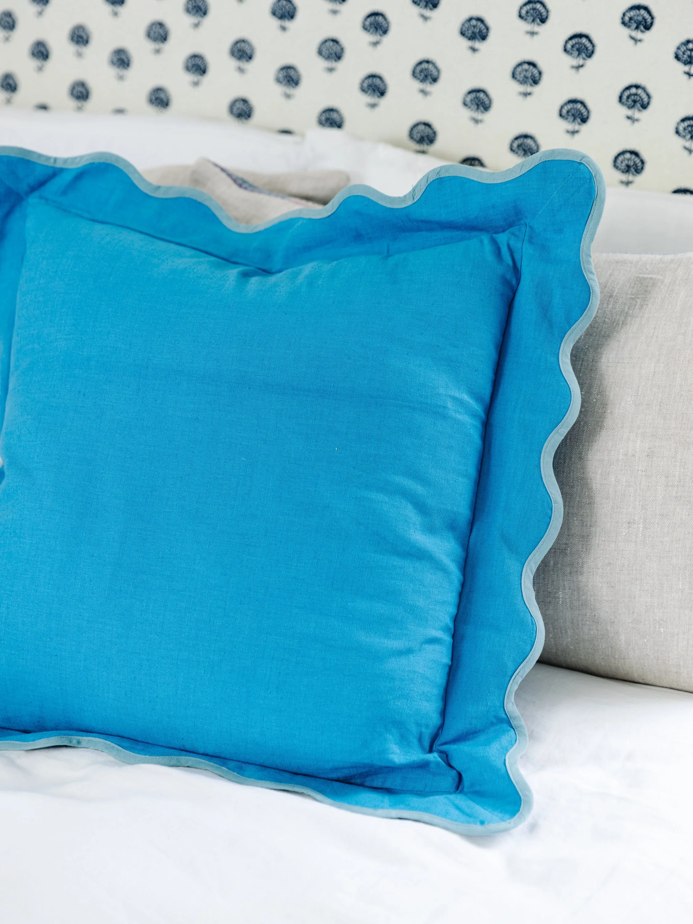 Darcy Linen Pillow - Peacock/Aqua
